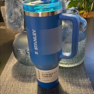 Stanley Azure Quencher Tumbler